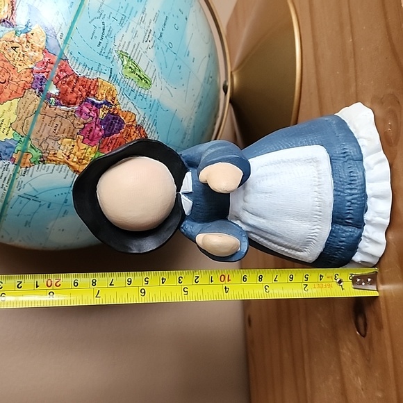 Vintage handpainted ceramic figurines mother with baby and daughter - Picture 7 of 13